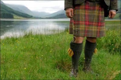De quel pays le kilt est originaire ?