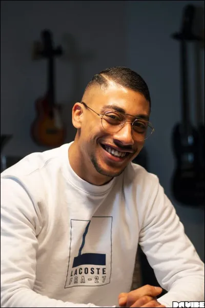 Quel était le nom de son groupe à l'époque ?