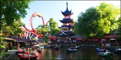 Dans quelle capitale, peut-on se balader dans les jardins de Tivoli ?