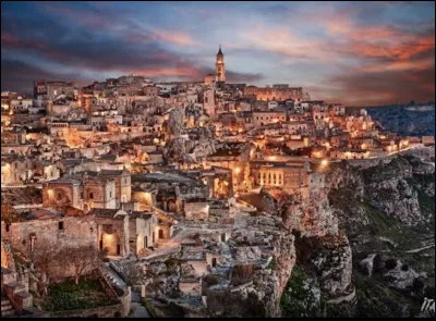 Dans quel pays se situe Matera ?