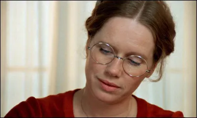 Quelle est cette actrice que l'on aperçoit ici dans le film "Sonate d'automne" (1978) d'Ingmar Bergman ?