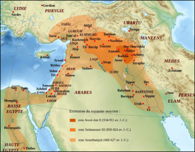 D'où vient le nom "Assyrie" ?