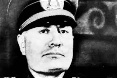 Comment s'appelait le dictateur en Italie durant la Seconde Guerre mondiale ?