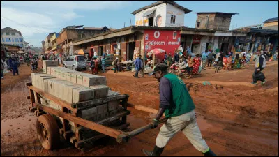 En quelle année Kinshasa a-t-elle été créée ?
