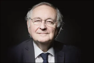 Trouvez son identité :