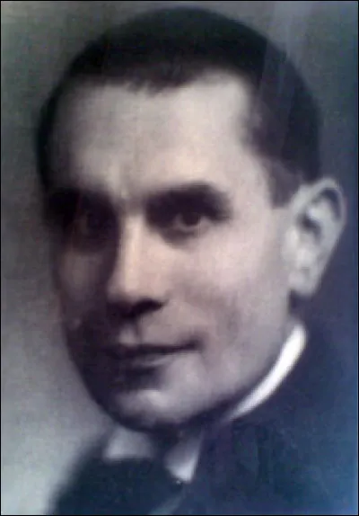 Qui a écrit ce merveilleux poème dédié aux femmes et chantée, notamment par Georges Brassens et Francis Cabrel, "Les passantes" ?