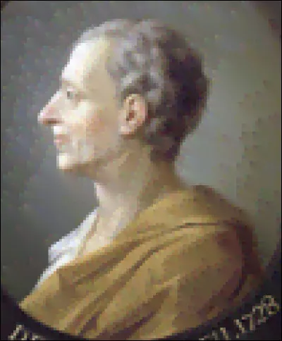 Montesquieu a écrit "Contrat Social".