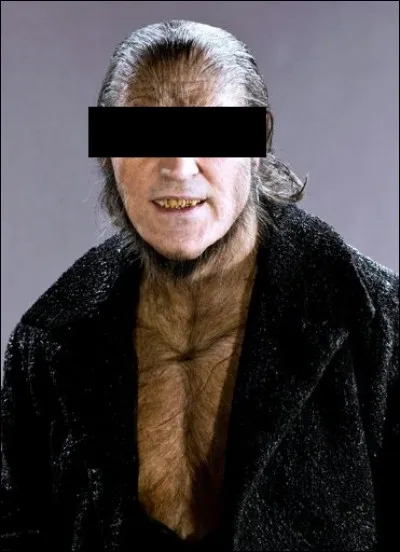 De quelle couleur sont les yeux de Fenrir Greyback ? (film)