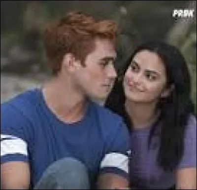 Où se rencontrent Archie et Veronica ?
