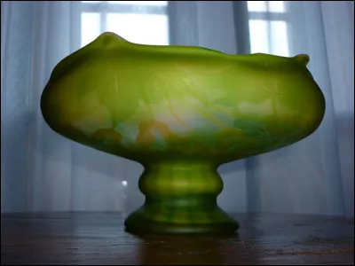 Ouvrage assez plat que certains feuillettent néanmoins avec plaisir, c'est la...