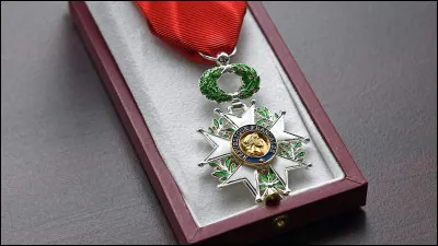 Parmi les personnalités citées dans cette liste, laquelle a refusé la Légion d'honneur ?