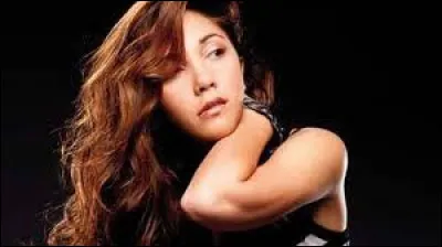 Complétez le titre de cette chanson : "L'Envers de la...