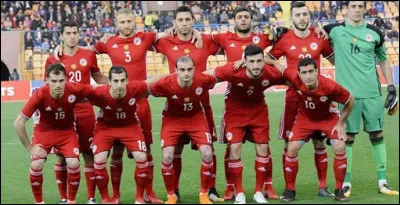 De quand date la premi&egrave;re victoire en championnat ?