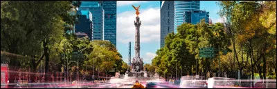 Par qui fut bâtie la ville de Mexico ?