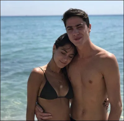 Comment s'appelle son frère ?