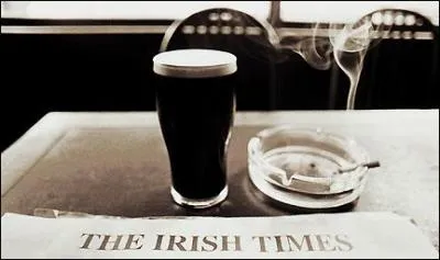 Dans quelle ville parat The Irish Times ?