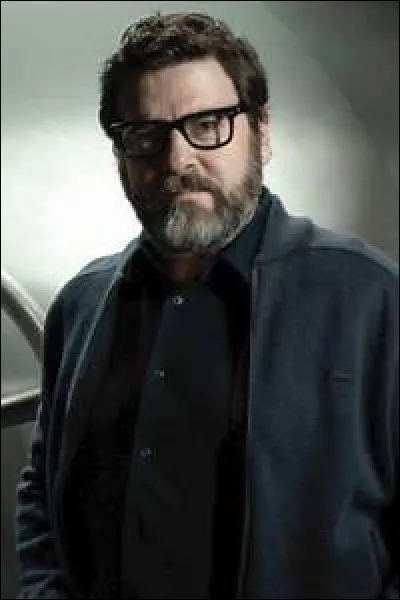 Dans "La Casa de Papel", de qui Ángel est-il amoureux depuis toujours ?