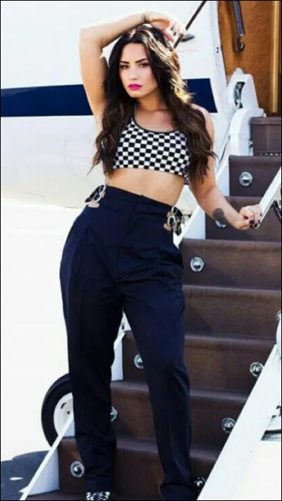 Parmi les "talents" ci-dessous lequel ne possède pas Demi ?