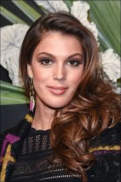Iris Mittenaere a &eacute;t&eacute; &eacute;lue miss Univers 2016 ?