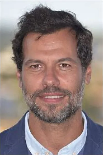 Qui est ce Laurent, acteur et humoriste français, pensionnaire de la Comédie-Française ?