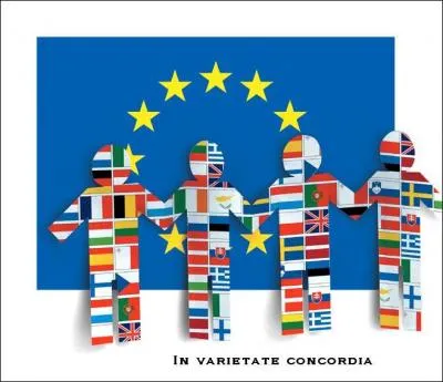 Combien de pays compte l'UE en 2010 ?