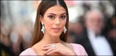 A-t-elle passé seule son confinement ?