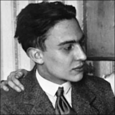 Selon l'écrivain Raymond Radiguet, qu'est-ce qui consiste à essayer de faire comme tout le monde sans y parvenir ?