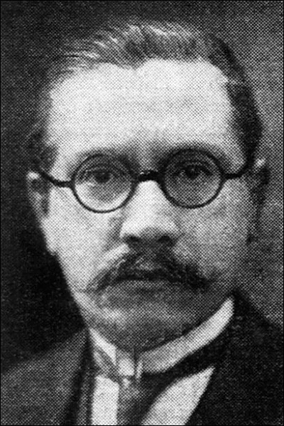 Edmond Jaloux était un écrivain français du XXe siècle. Le 2 juillet 1936, à quel siège de l'Académie française sera-t-il élu ? C'était le fauteuil numéro 33.