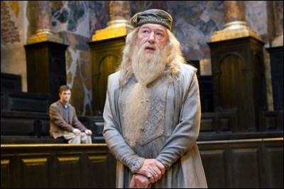 Quels sont les 3 autres noms après Albus de Dumbledore ?