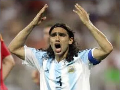 Qui était le capitaine de l'Argentine ?