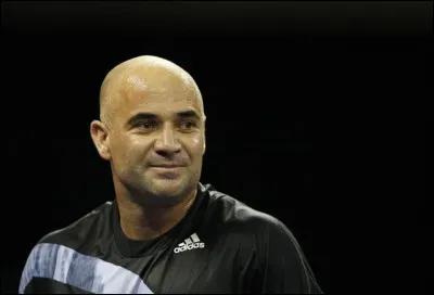 Dans quel sport s'est illustré André Agassi ?