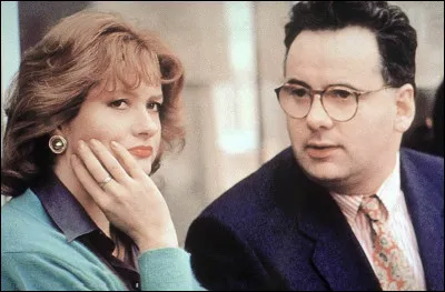 Quelle est la destination des vacances d'été de Jean-Pierre et Catherine en laissant la tatie à la maison entre de bonnes mains ?