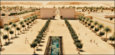 Capitale du pharaon hérétique Akhenaton imposant le culte unique d'Aton, à la mort de celui-ci, la cité sera totalement abandonnée. Quelle est-elle ?