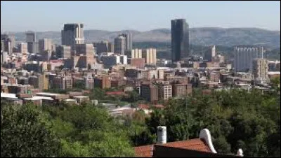 Indépendance - En quelle année a eu lieu l'indépendance de l'Union d'Afrique du Sud et par qui l'obtient-elle ?