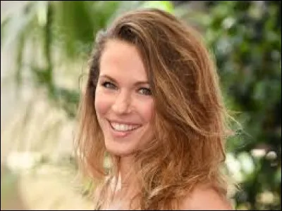 La chanteuse Lorie a-t-elle participé à la "Star Academy" dans les années 2000 ?