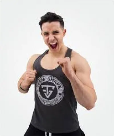 Ce youtubeur est un sportif et a plus de 6 millions d'abonnés. Il s'agit de...