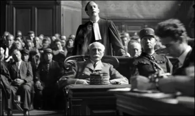 A quelle date a lieu son procès ?