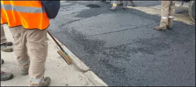 L'odeur du goudron est appr&eacute;ci&eacute; par beaucoup de personnes. Qu'est-ce qui fait son odeur ?