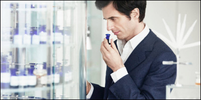 Sur 3000 produits chimiques utilisés par l'industrie des parfums, ... sont toxiques et cancérigènes !