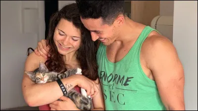 Quel est le nom de leur chatte ?