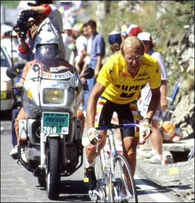 À combien de reprises le cycliste Laurent Fignon a-t-il remporté le Tour de France ?