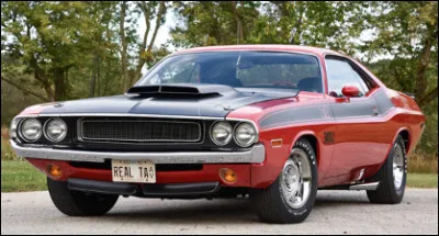 Quelle est cette automobile sportive de type "muscle car" icône de la culture automobile américaine ?