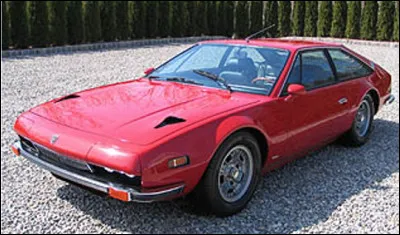 Quelle est cette automobile italienne sportive ?