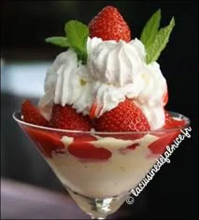 Généralement, quel parfum de glace peut-on retrouver dans la fraise melba ?