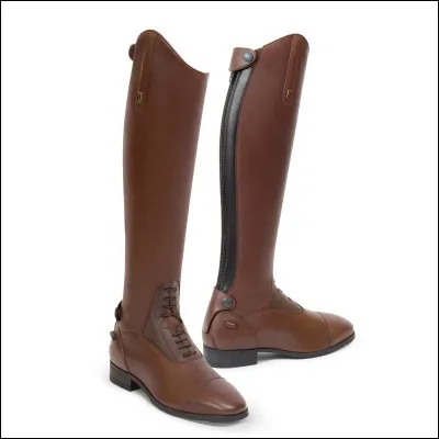 Est-il obligatoire de mettre des bottes ou boots ?