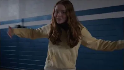 Dans quelle saison arrive Max (Maxine) ?