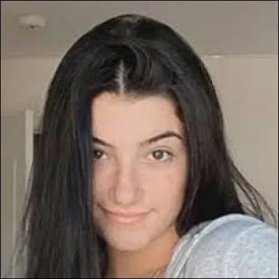 Quelle est l'année de naissance de Charli D'Amelio ?