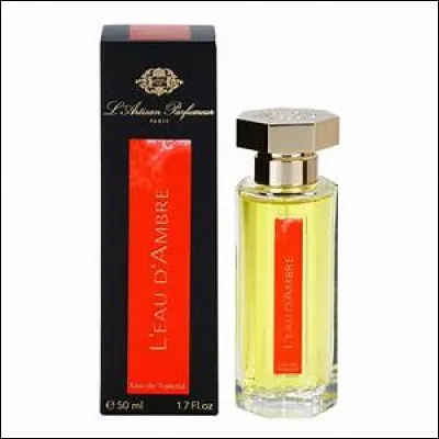 L'Eau Ambré de l'Artisan Parfumeur est définitivement le parfum favori de la chanteuse de "Joe le Taxi", ex-épouse de Johnny Depp...