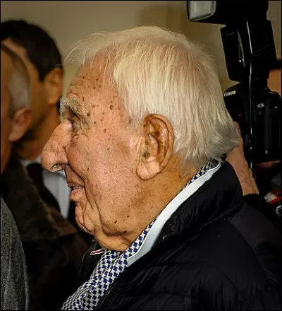 Dans quel pays Charles Gérard est-il né ?