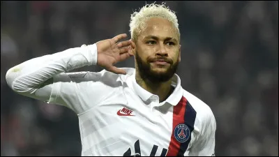 Neymar doit aller chez le dentiste le jour suivant le dimanche.
Quel est le jour de son rendez-vous ?